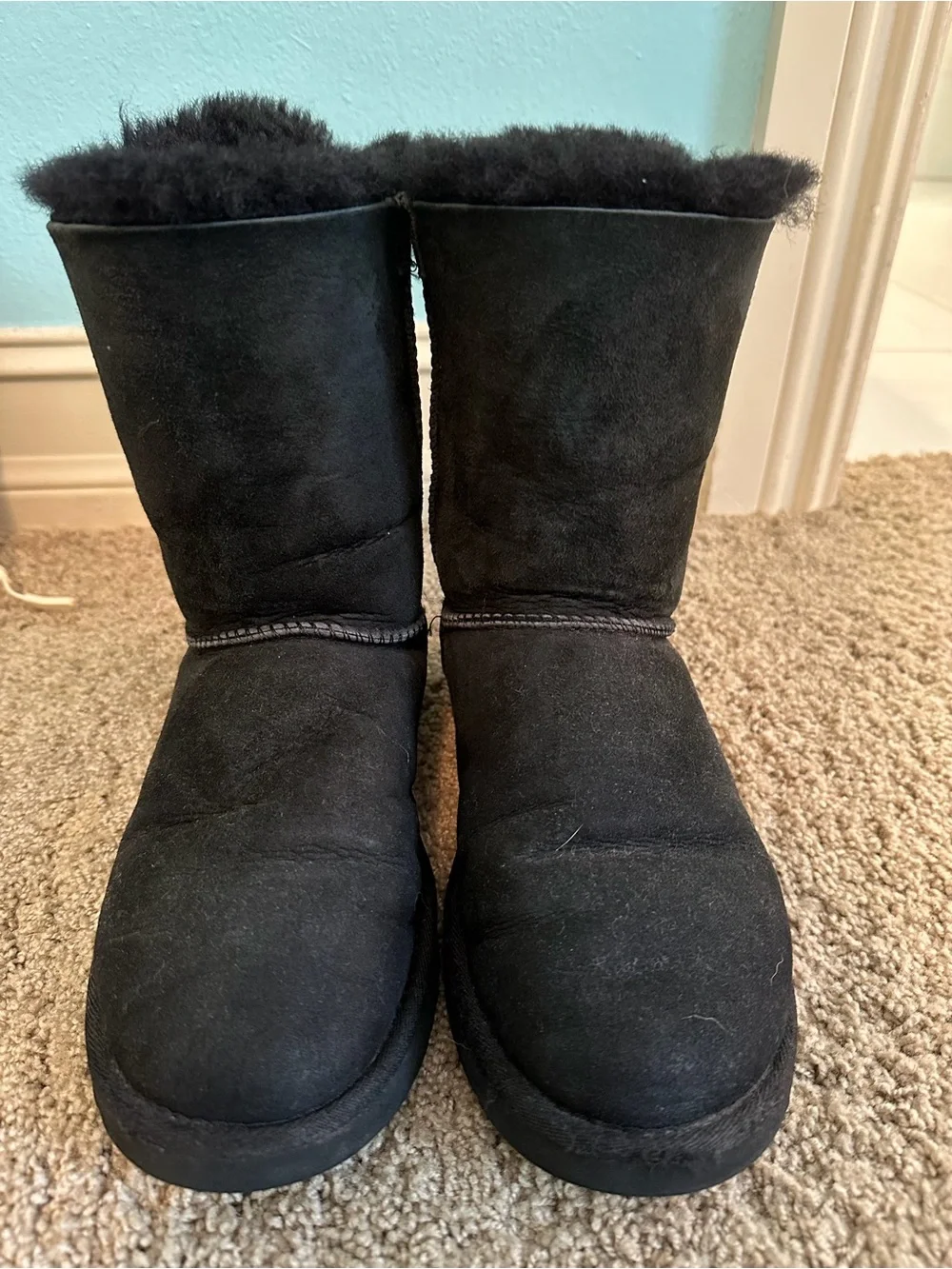 UGG Bailey Bow Tall Black Triple Bow Suede Sheepskin Boots Women’s 7